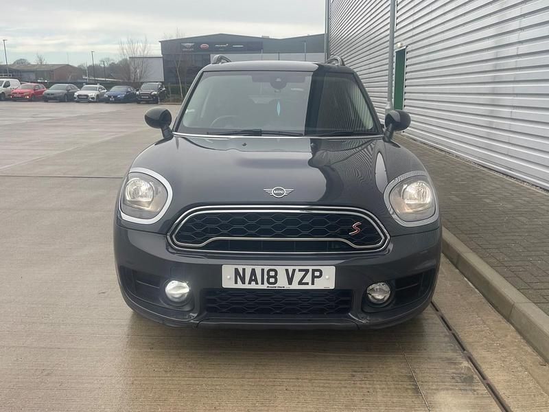 Begagnad Mini Cooper S Countryman Sport 192 HK (141 kW) 2018 Grå SUV