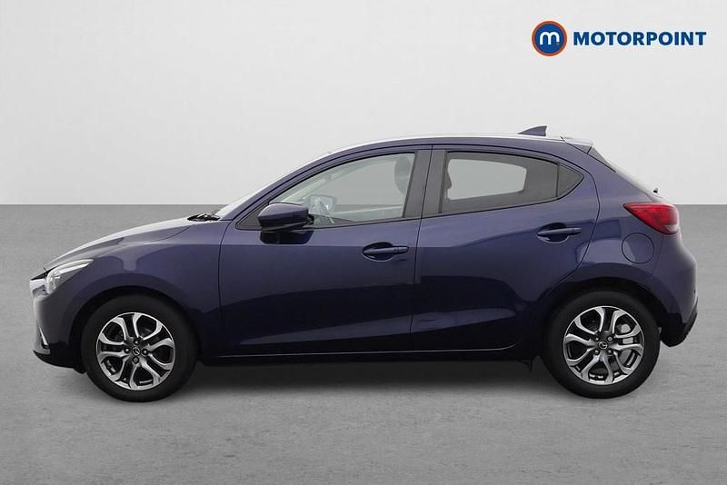 Used Mazda 2 Inclusive 90 HP (66 kW) 2019 Blue Hatchback