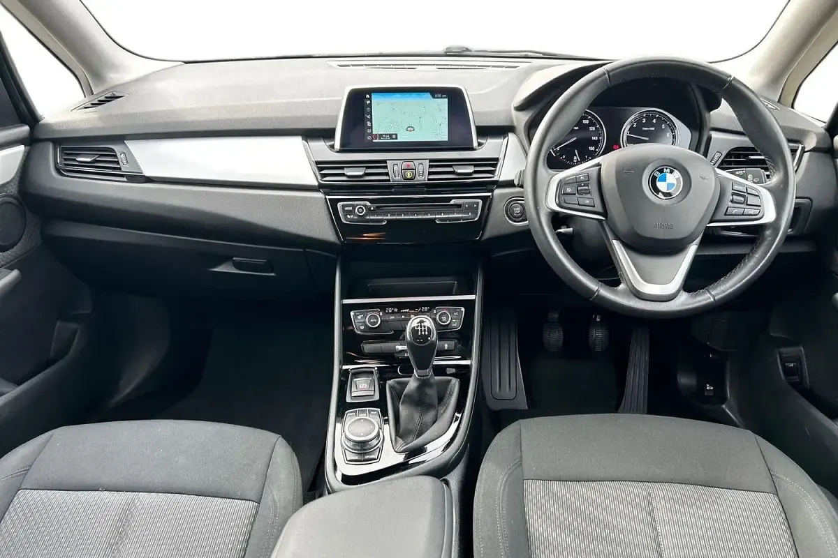 Usado BMW M140 Comfort Edition 140 CV (102 kW) 2019 Gris Utilitario