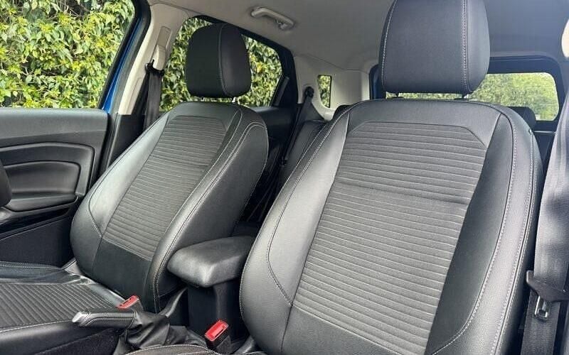 Usado Ford Ecosport Titanium 125 HP (91 kW) 2019 Azul SUV