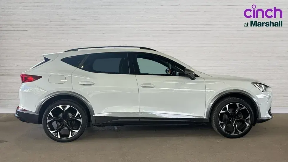 Used Cupra Formentor 204 HP (150 kW) 2024 White SUV