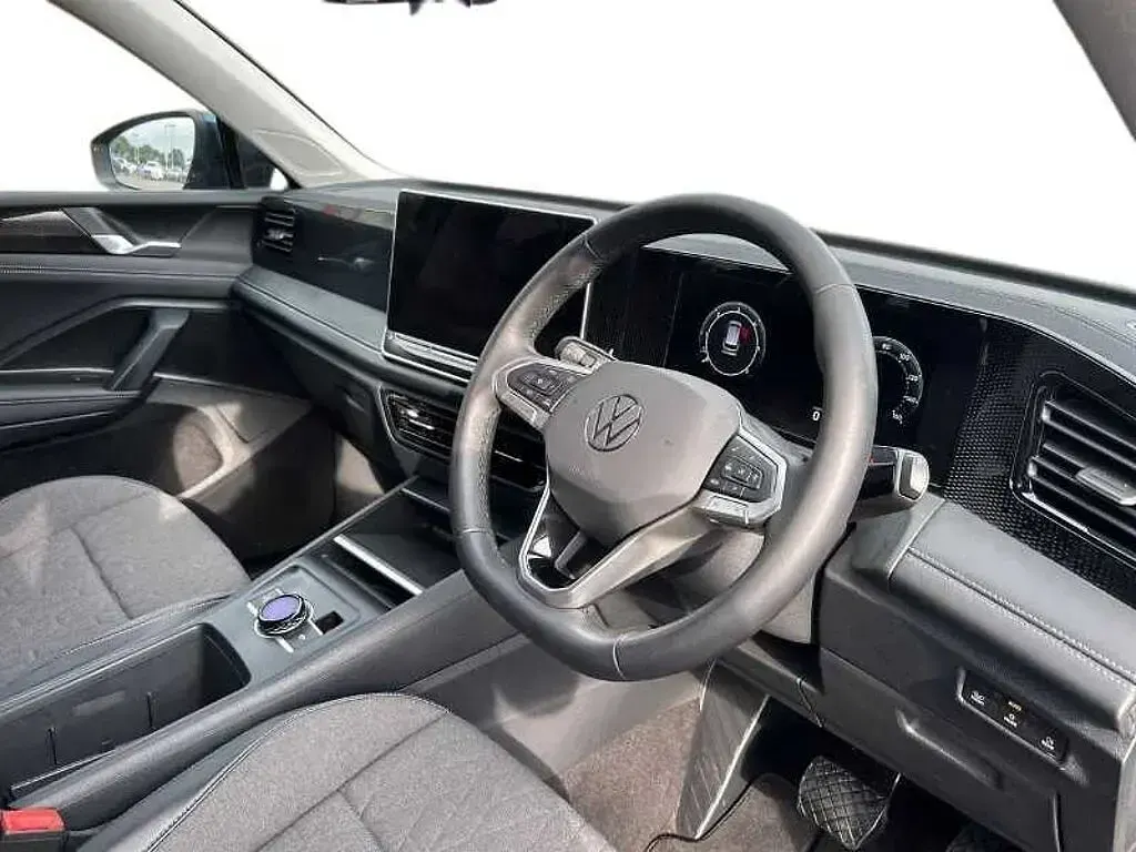 Used VW Tiguan Match 150 HP (110 kW) 2025 Blue SUV