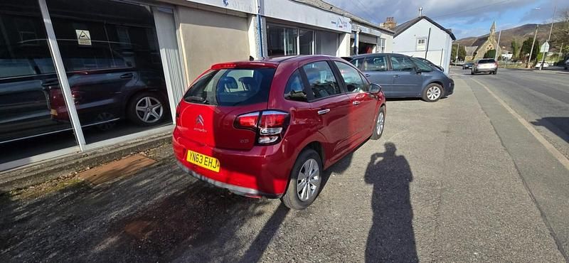 Begagnad Citroën C3 VTR Sport 2013 Röd Halvkombi