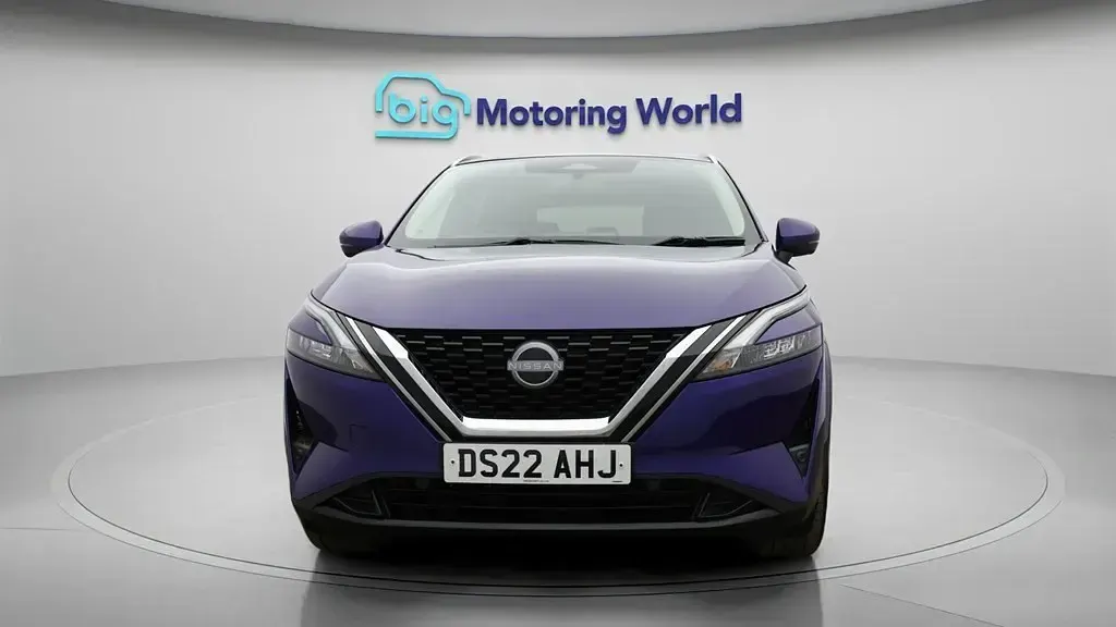 Used Nissan Qashqai N-Connecta 140 HP (102 kW) 2022 Blue SUV