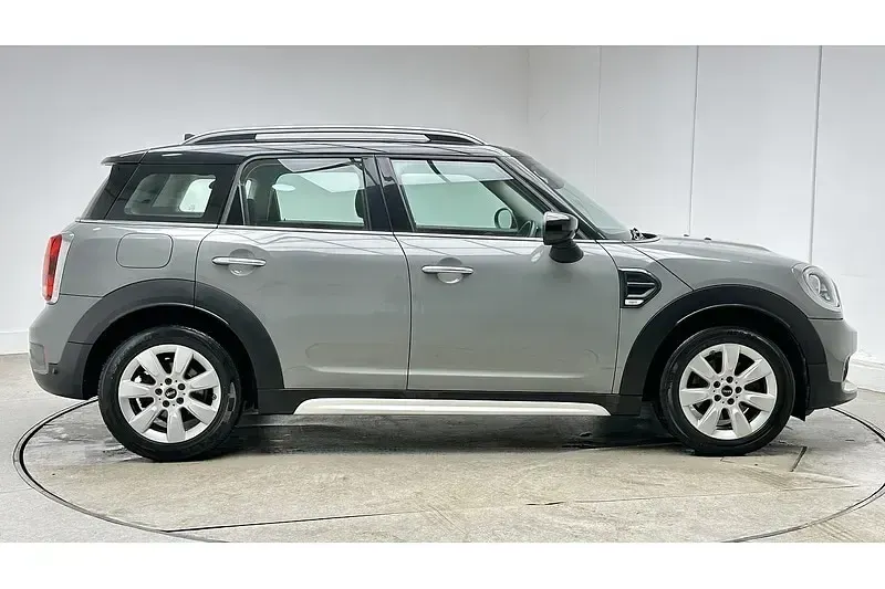 Used Mini Cooper Countryman Classic 2020 Moonwalk grey SUV