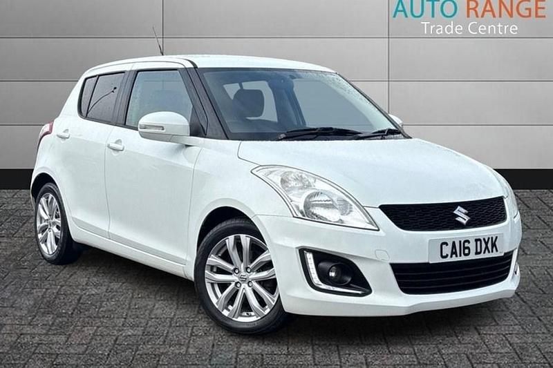 Used Suzuki Swift SZ4 2016 White Hatchback