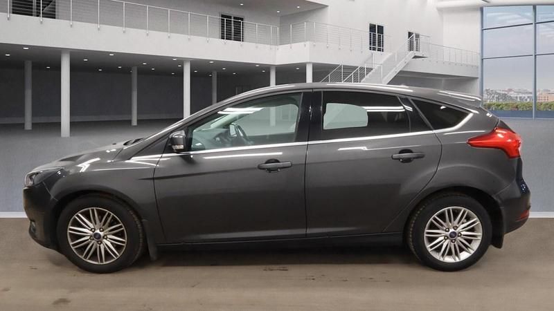 Used Ford Focus Zetec 2018 Grey Hatchback