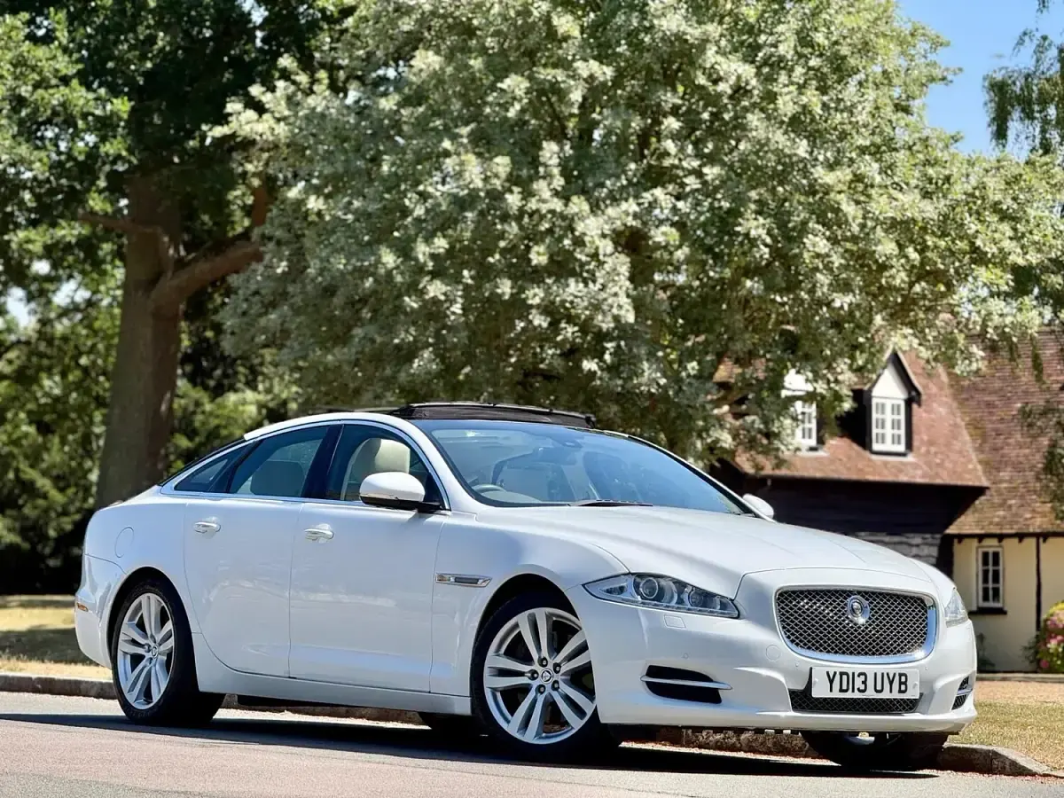 Used Jaguar XJ Premium Luxury 340 HP (250 kW) 2013 White Sedan