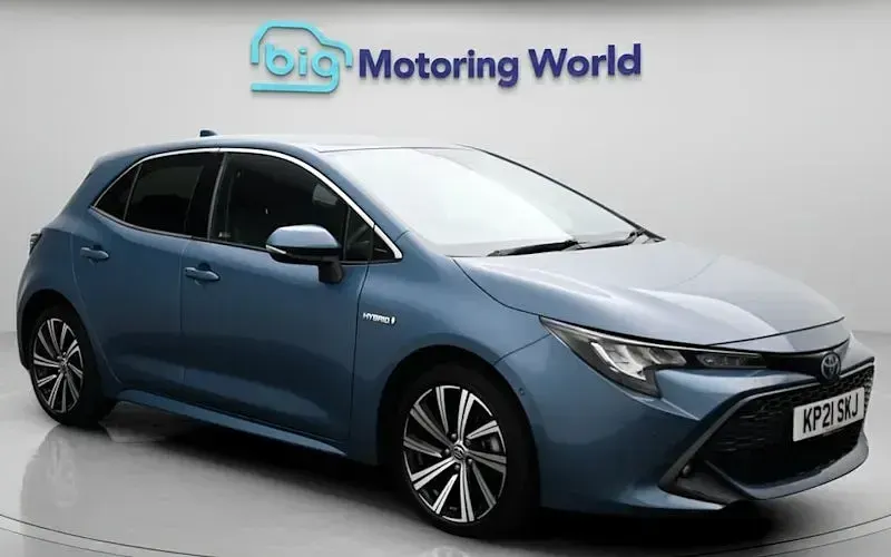 Used Toyota Corolla Design 122 HP (89 kW) 2022 Hatchback
