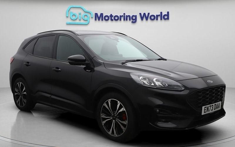 Used 2023 Ford Kuga ST-Line X SUV | £21,800 (Fair price) - Image 1/4