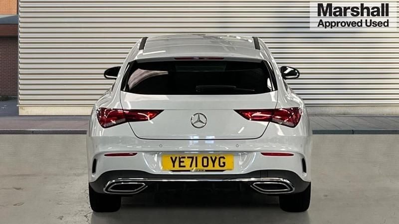 Used Mercedes E250 AMG Line Premium Plus 218 HP (160 kW) 2022 White Estate