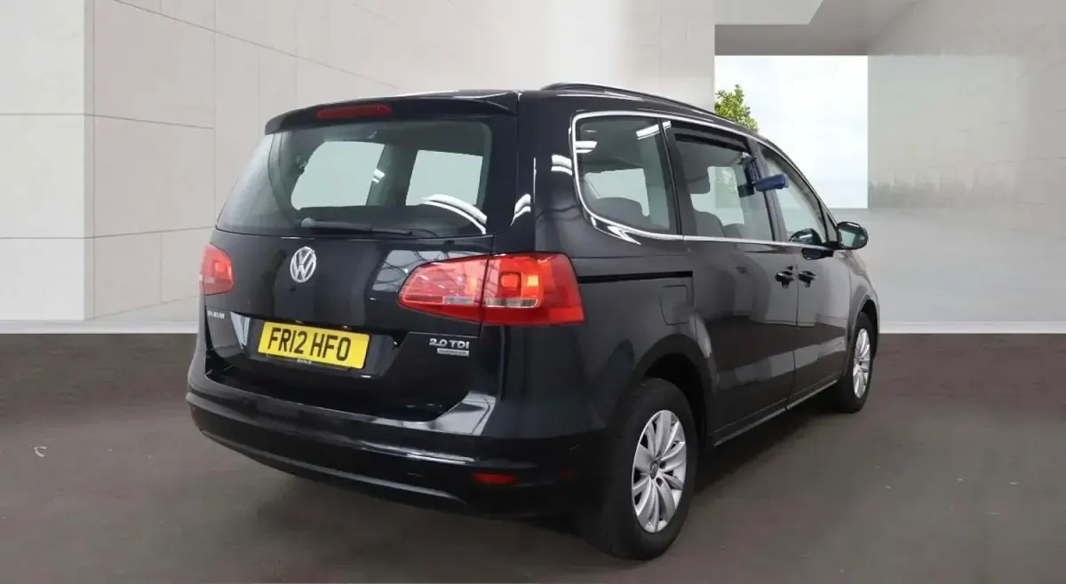 Used VW Sharan SE 140 HP (102 kW) 2012 Black MPV