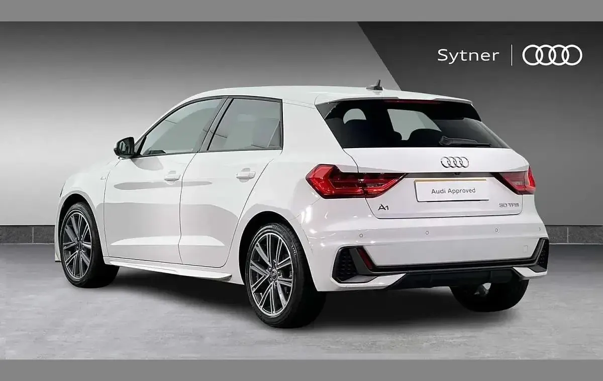 Used Audi A1 S-Line 108 HP (79 kW) 2023 White SUV