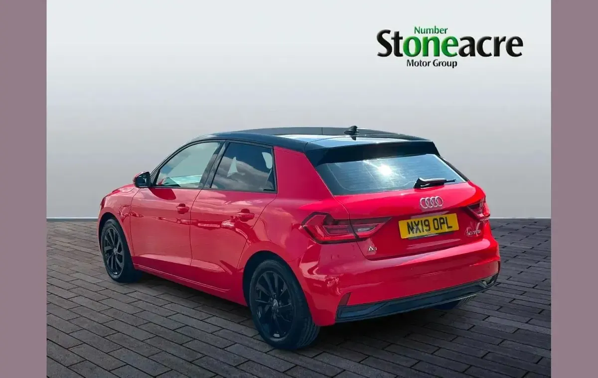 Used Audi A1 Sport 113 HP (83 kW) 2019 Red SUV