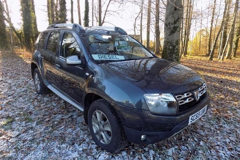 Used 2015 Dacia Duster Lauréate Estate | £5,895 (Fair price) - Image 1/1