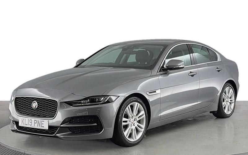 Used 2020 Jaguar XE SE Sedan | £15,840 (Fair price) - Image 1/4