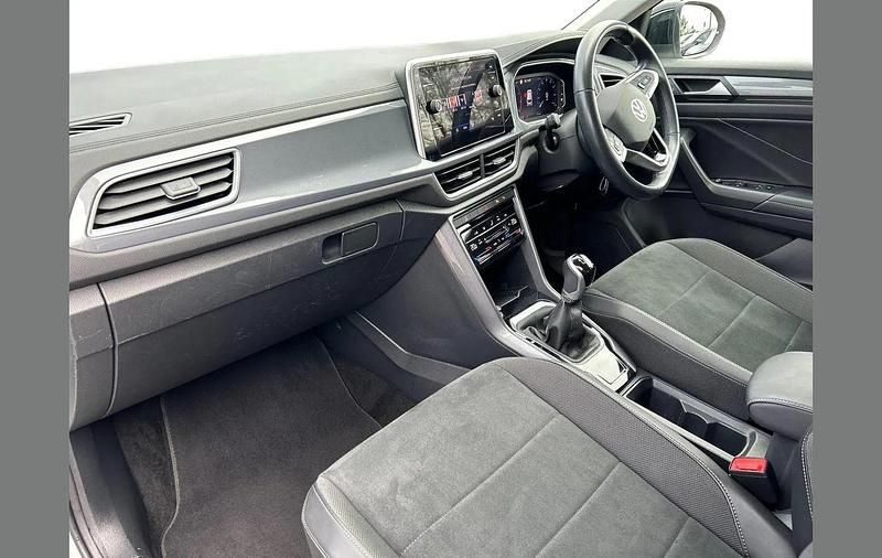 Used VW T-Roc Style 108 HP (79 kW) 2023 White SUV