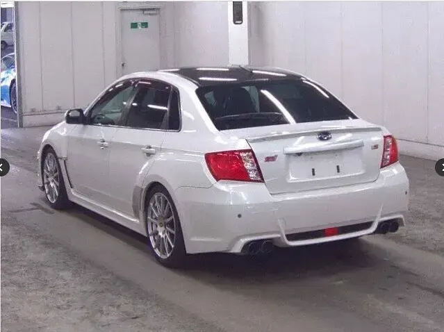 Used Subaru Impreza 2012 White Hatchback