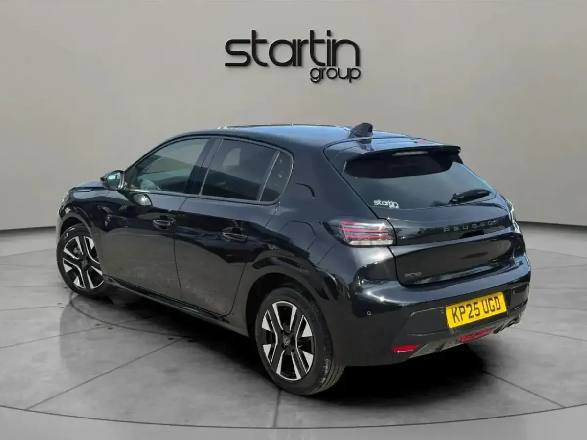 Used Peugeot 208 Allure 99 HP (72 kW) 2025 Black Hatchback