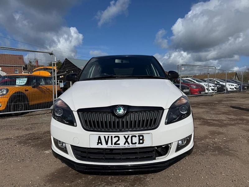 Used Skoda Fabia Monte Carlo 86 HP (63 kW) 2012 White Hatchback