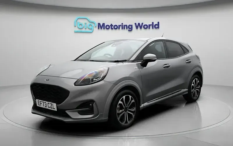 Usado Ford Puma ST-Line 125 HP (91 kW) 2023 Prateado SUV