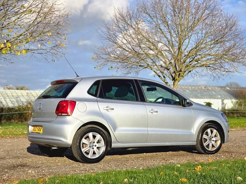 Used VW Polo Match 60 HP (44 kW) 2012 Silver Hatchback