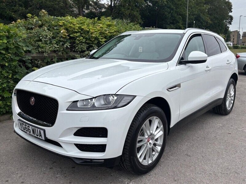 White Used 2016 Jaguar F-Pace Portfolio SUV | £15,995 (Fair price) - Image 1/4