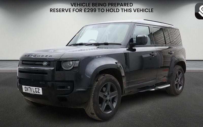 Used Land Rover Defender SE Dynamic 249 HP (183 kW) 2025 SUV
