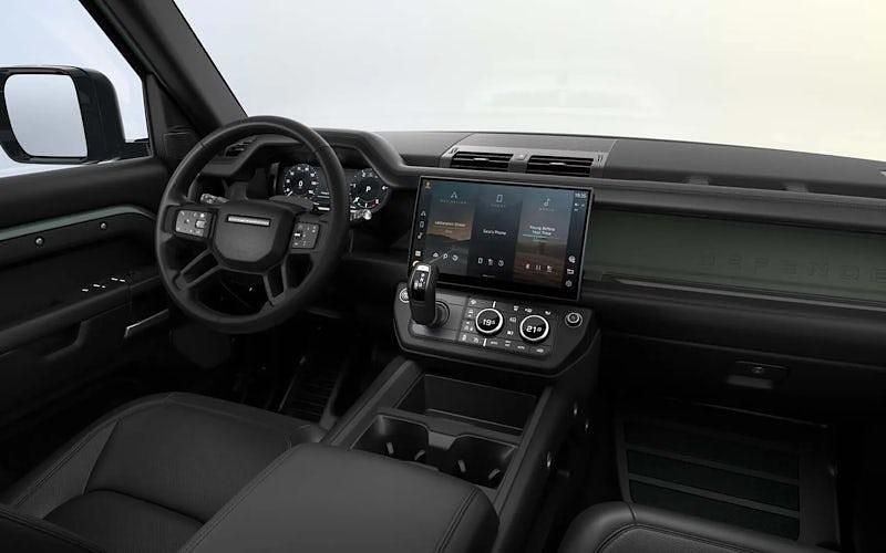 Used Land Rover Defender HSE 300 HP (220 kW) 2024 SUV