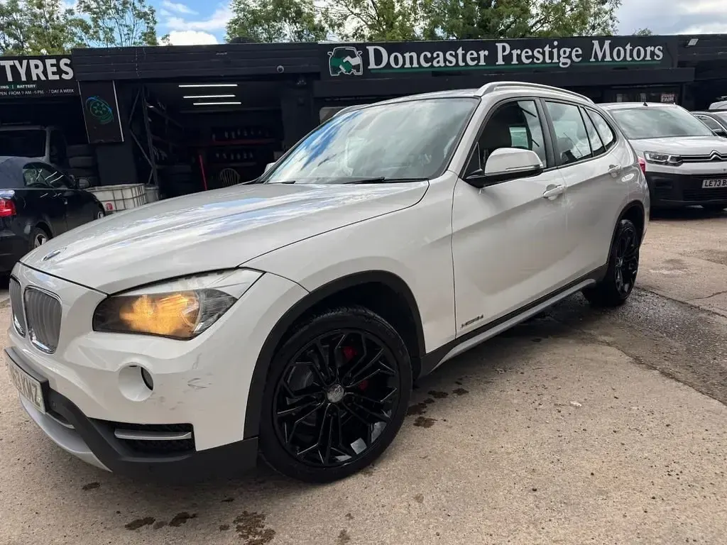 Używany BMW X1 xLine 143 KM (105 kW) 2014 Biały SUV