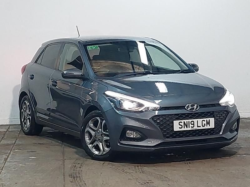 Used Hyundai i20 Premium 84 HP (61 kW) 2019 Grey Hatchback