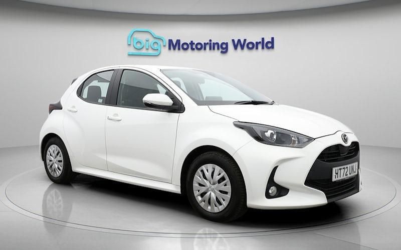 Used Mazda 2 116 HP (85 kW) 2023 White Hatchback