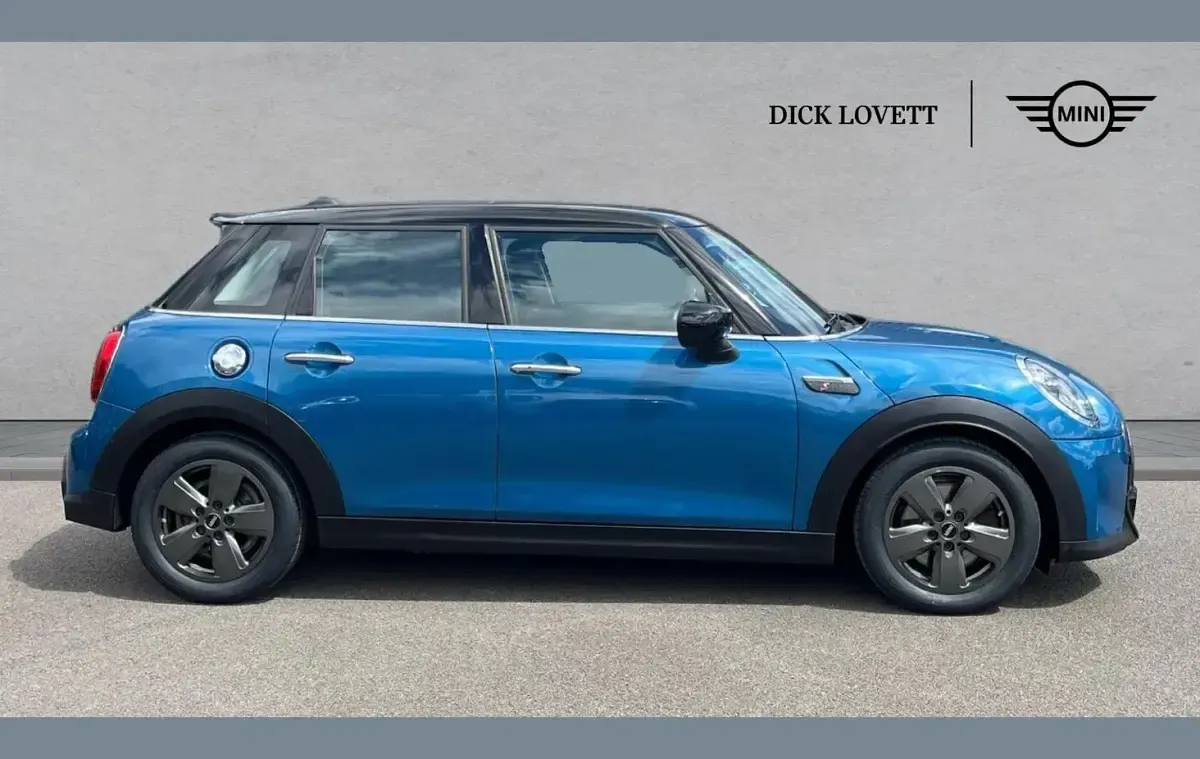 Used Mini Cooper S Classic 176 HP (129 kW) 2022 Blue Hatchback