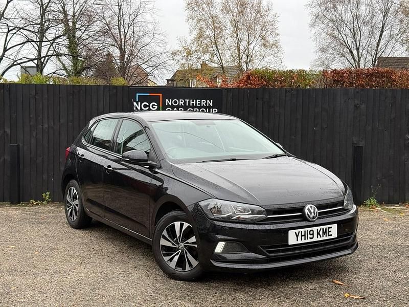 Black Used 2019 VW Polo SE Hatchback | £8,895 (Fair price) - Image 1/4