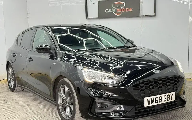 Used Ford Focus ST-Line 125 HP (91 kW) 2020 Hatchback