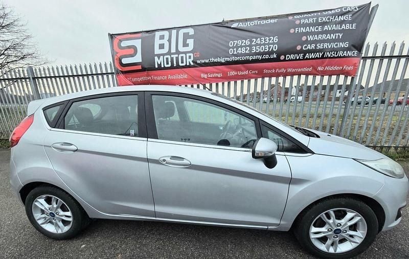 Used Ford Fiesta Zetec 2016 Silver Hatchback