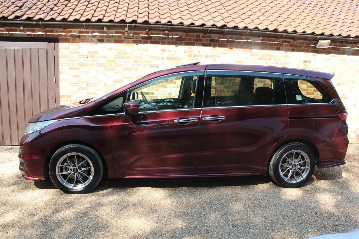Used Honda Odyssey S 2016 Red MPV