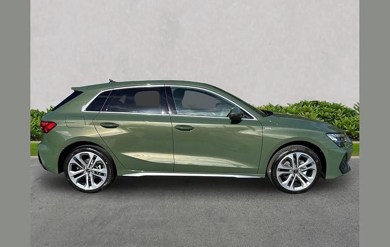 Used Audi A3 S-Line 147 HP (108 kW) 2025 Green Hatchback
