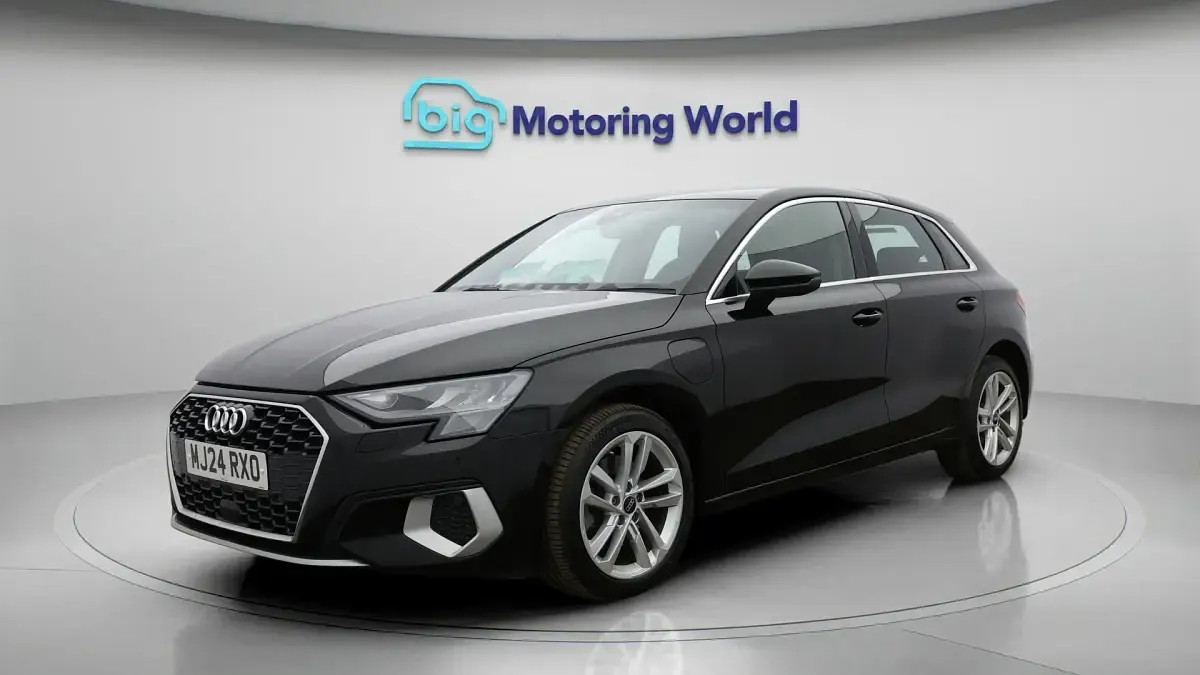 Used Audi A3 Sportback e-tron Sport 204 HP (150 kW) 2024 Black Hatchback
