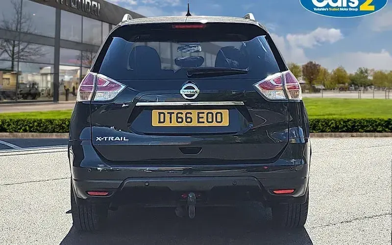 Used Nissan X-Trail N-Vision 131 HP (96 kW) 2017 Black SUV