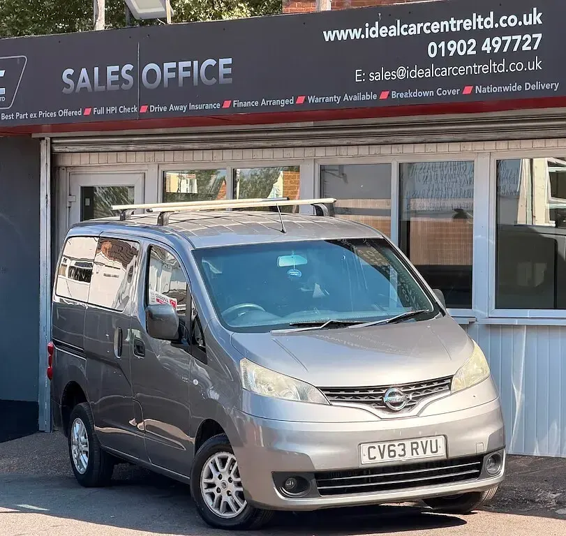 Used Nissan NV200 Acenta 89 HP (65 kW) 2014 Brown MPV