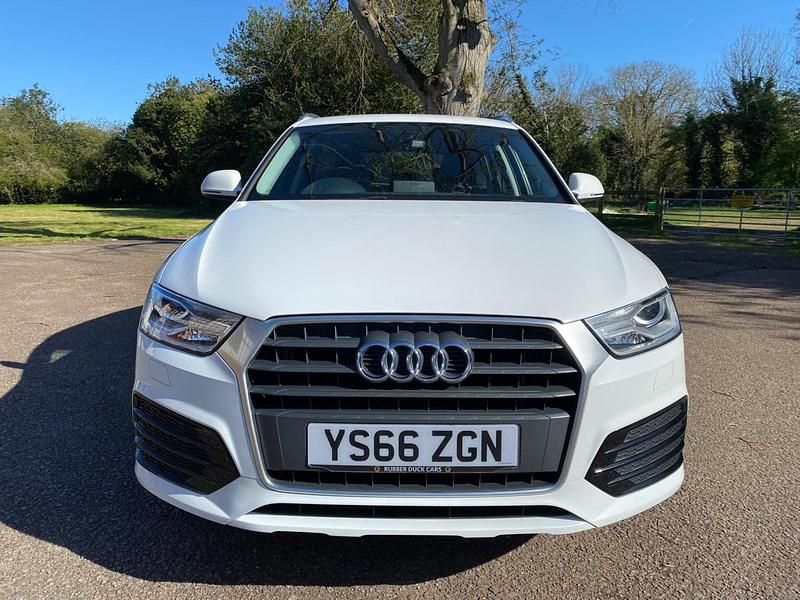 Used Audi Q3 Sport 150 HP (110 kW) 2016 White SUV