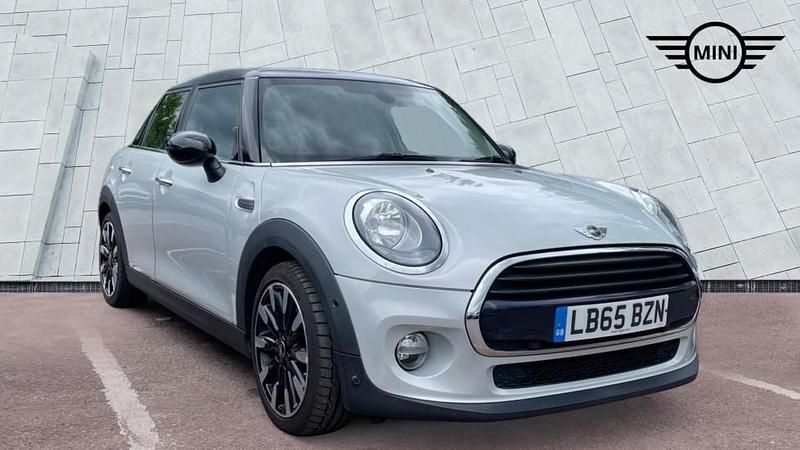 Silver Used 2015 Mini Cooper Hatch Hatchback | £12,500 (Fair price) - Image 1/4