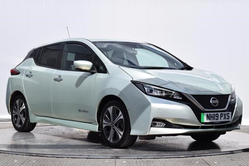 Silver Used 2019 Nissan Leaf Tekna Hatchback | £8,299 (Fair price) - Image 1/4