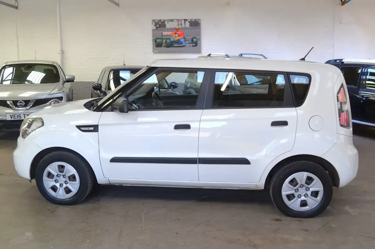 Used Kia Soul 2009 White SUV