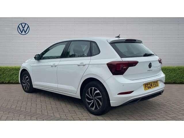 Used VW Polo Life 95 HP (69 kW) 2024 White Hatchback