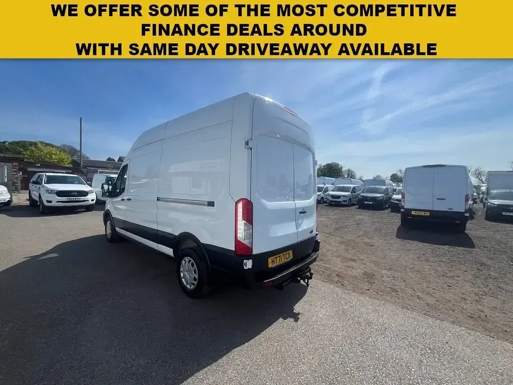 Usado Ford Transit Trend 2022 Blanco Van