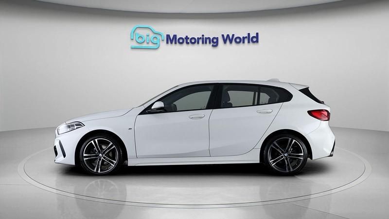 Used BMW 118 M Sport 136 HP (100 kW) 2022 White Hatchback