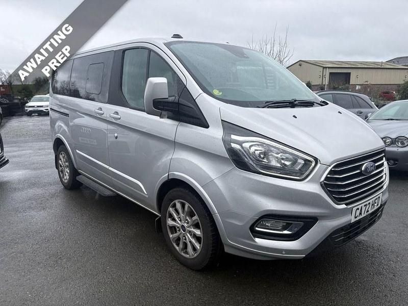 Used Ford Tourneo Titanium 130 HP (95 kW) 2023 Silver MPV