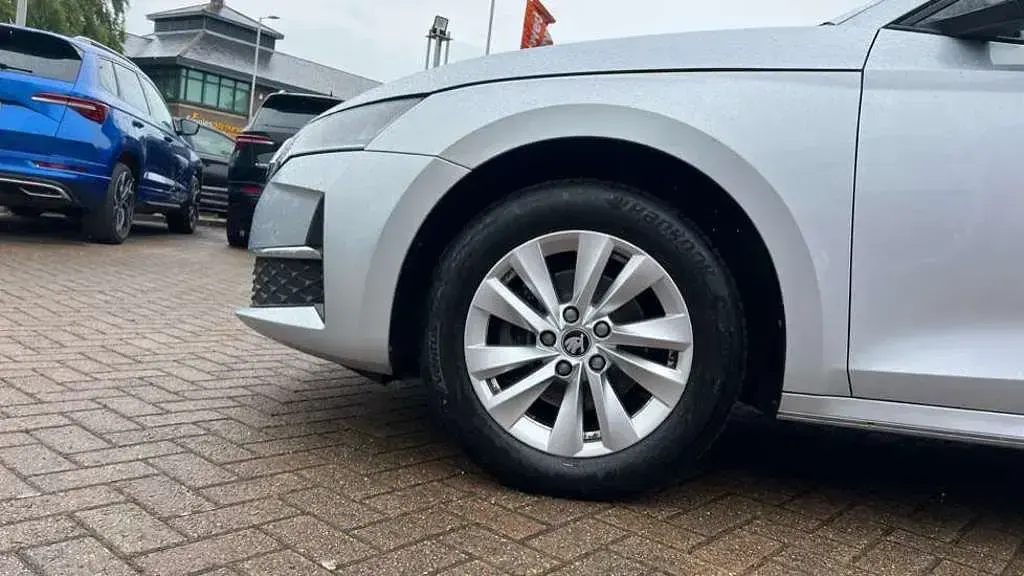 Used Skoda Octavia SE Technology 150 HP (110 kW) 2025 Silver Estate